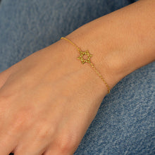 Load image into Gallery viewer, Solid Star Of David Bracelet
