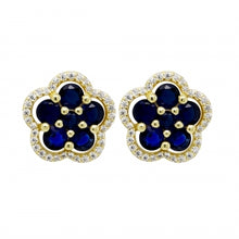 Load image into Gallery viewer, Large Flower Stud Earrings
