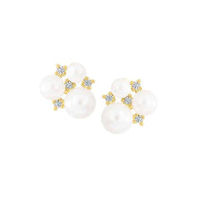 Load image into Gallery viewer, Kids Pearl Cluster Stud Earring
