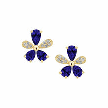 Load image into Gallery viewer, Multi Petal Flower Stud Earring
